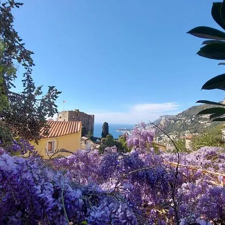 La Bomboniere & Bed & Breakfast 3*