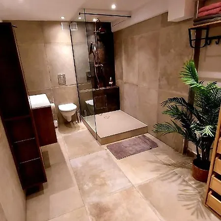 Bed and breakfast La Bomboniere & 3*