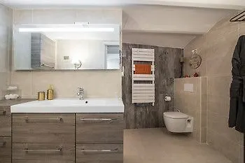 La Bomboniere & Bed & Breakfast 3*