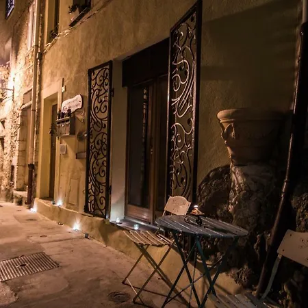 Bed & Breakfast La Bomboniere & 3*